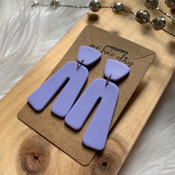 Jewelry - Lavender Purple Abstract Dangle Earrings